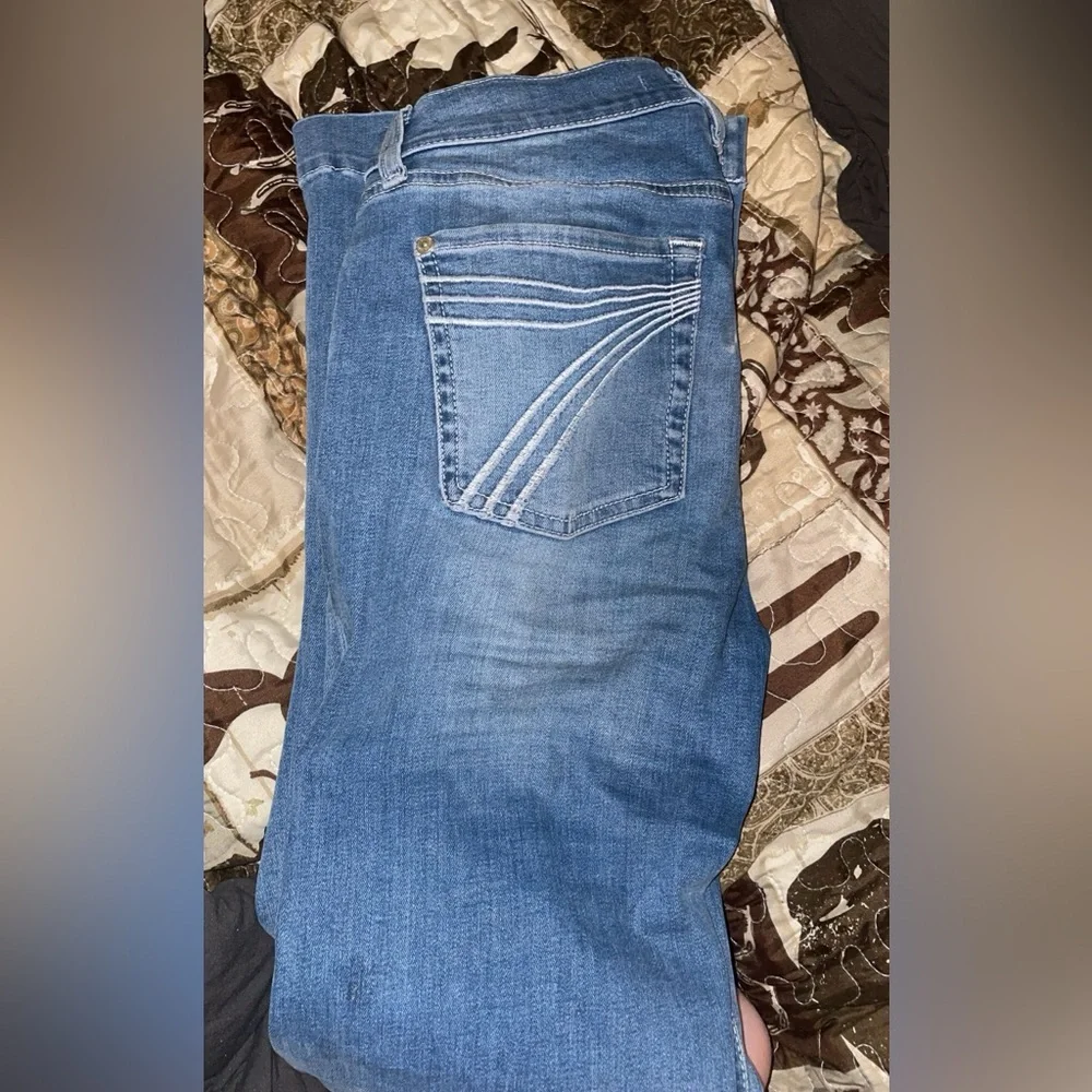looking to trade. these are a size 26/32. i’m looking for a size 26/34+ - Picture 3 of 3